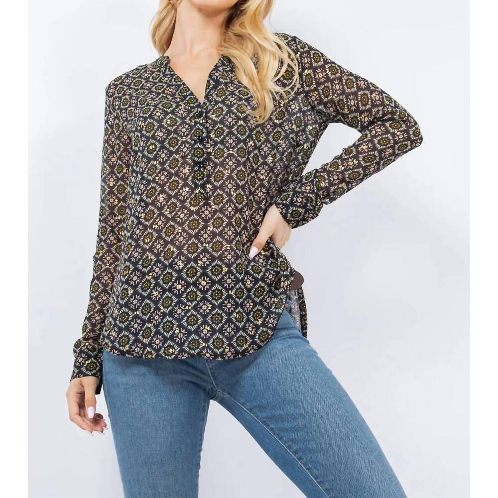 NEW SAGE+FIG eliza round neck top in black